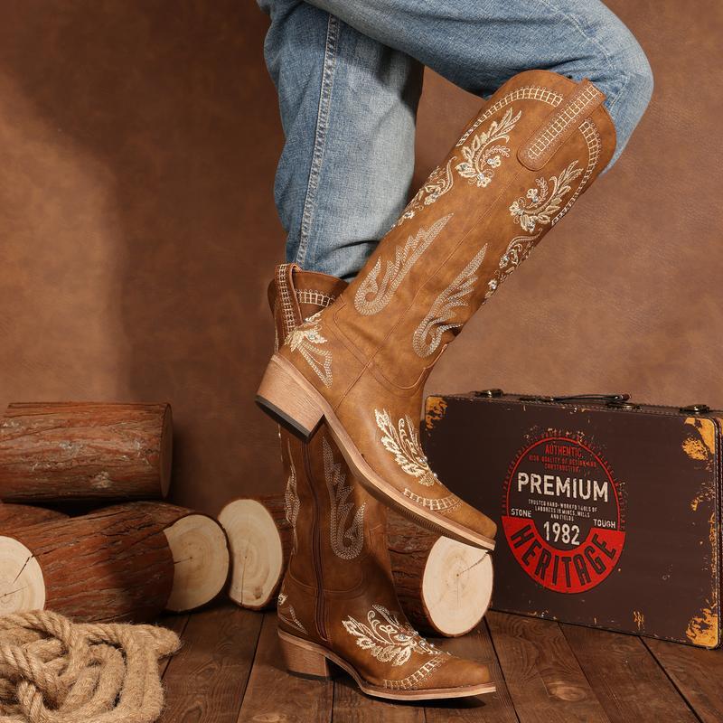 VraCele™ Embroidered Western Boots